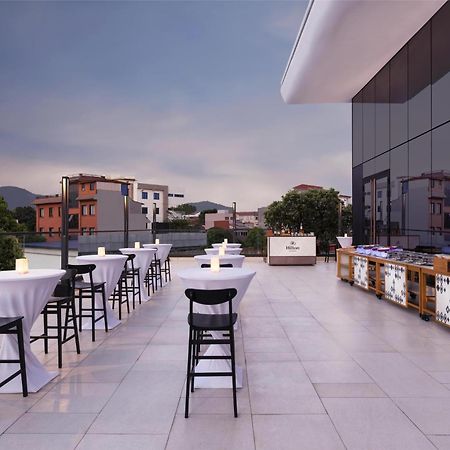 Hotel Hilton Kathmandu Esterno foto